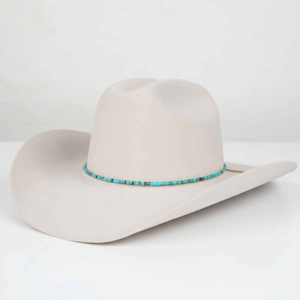 Simplified hat product photo with clean background