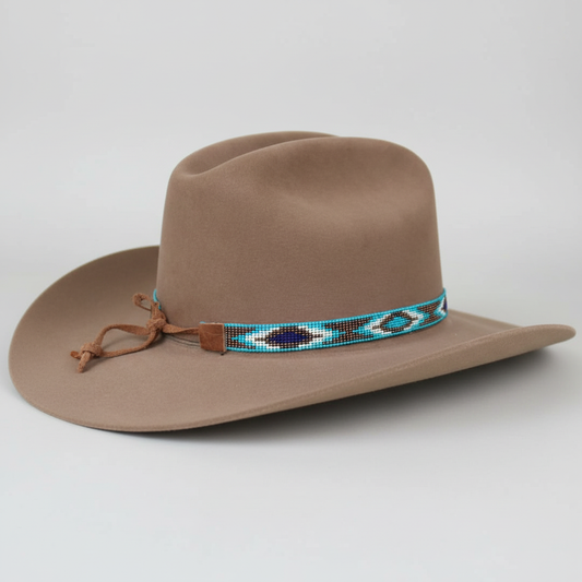 Simplified hat product photo with clean background