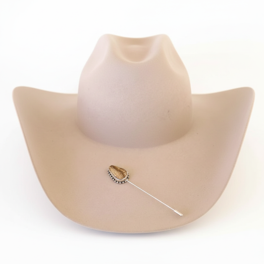 Simplified hat product photo with pin only